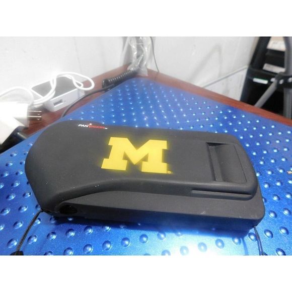 FanVision Kangaroo Handheld TV K-IVT-300-GD-B Fan Vision - Picture 6 of 6